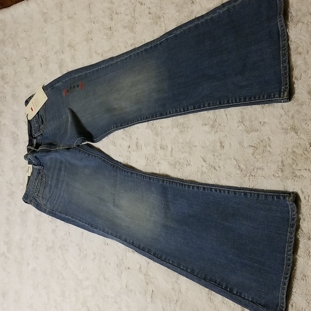 NWT Levi’s Womens Demi Curve Boot Cut Jeans Size 8 Denim